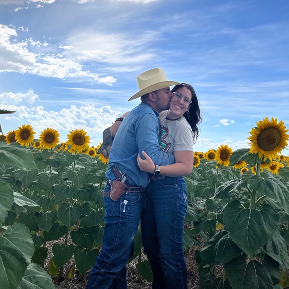 Meet your Posher, Josi - Picture 1 of 1